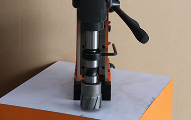 磁力鉆之麻花鉆和擴(kuò)孔鉆應(yīng)該如何選購，有哪些區(qū)別