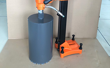 磁力鉆的轉(zhuǎn)速快慢應(yīng)該如何進行調(diào)整？